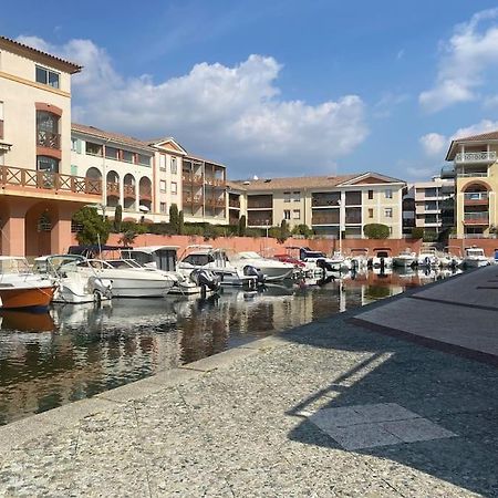 Appt 2 Pieces Port Frejus - Mega Terrasse + Garage Appartement Buitenkant foto