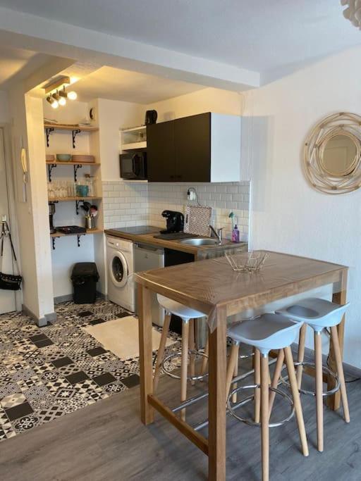 Appt 2 Pieces Port Frejus - Mega Terrasse + Garage Appartement Buitenkant foto