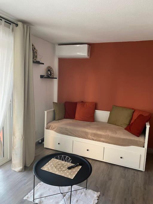 Appt 2 Pieces Port Frejus - Mega Terrasse + Garage Appartement Buitenkant foto